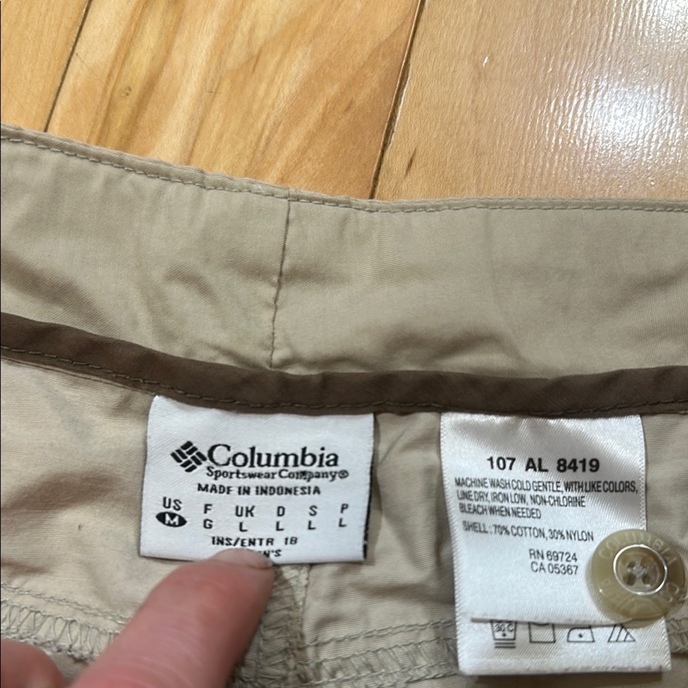 Columbia Tan Capris - Picture 2 of 8